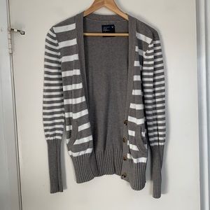 American Eagle Cardigan